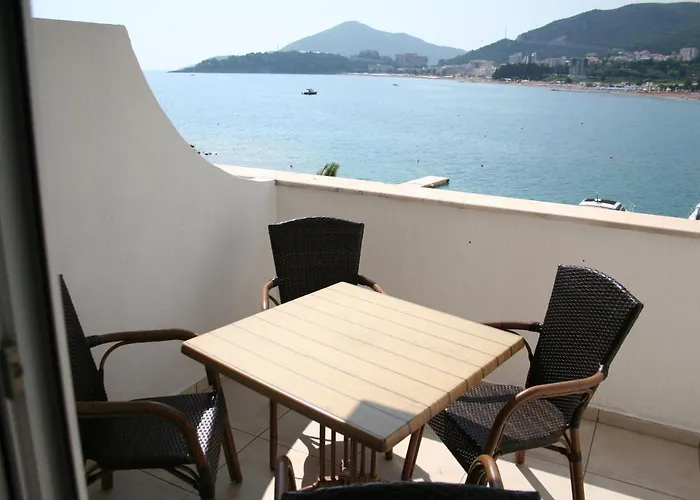 Beachfront Apartment In Becici,Rafilovici,Budva