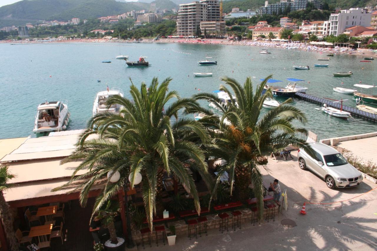 Apartment Beachfront In Becici,rafilovici,budva Budva